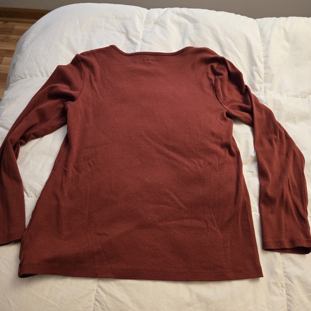 Liz Claiborne Women's Rust Long Sleeve Top